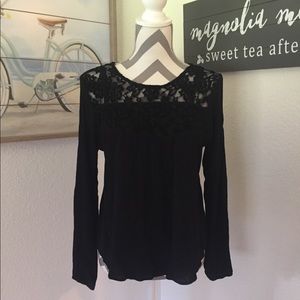 Maurices top size M